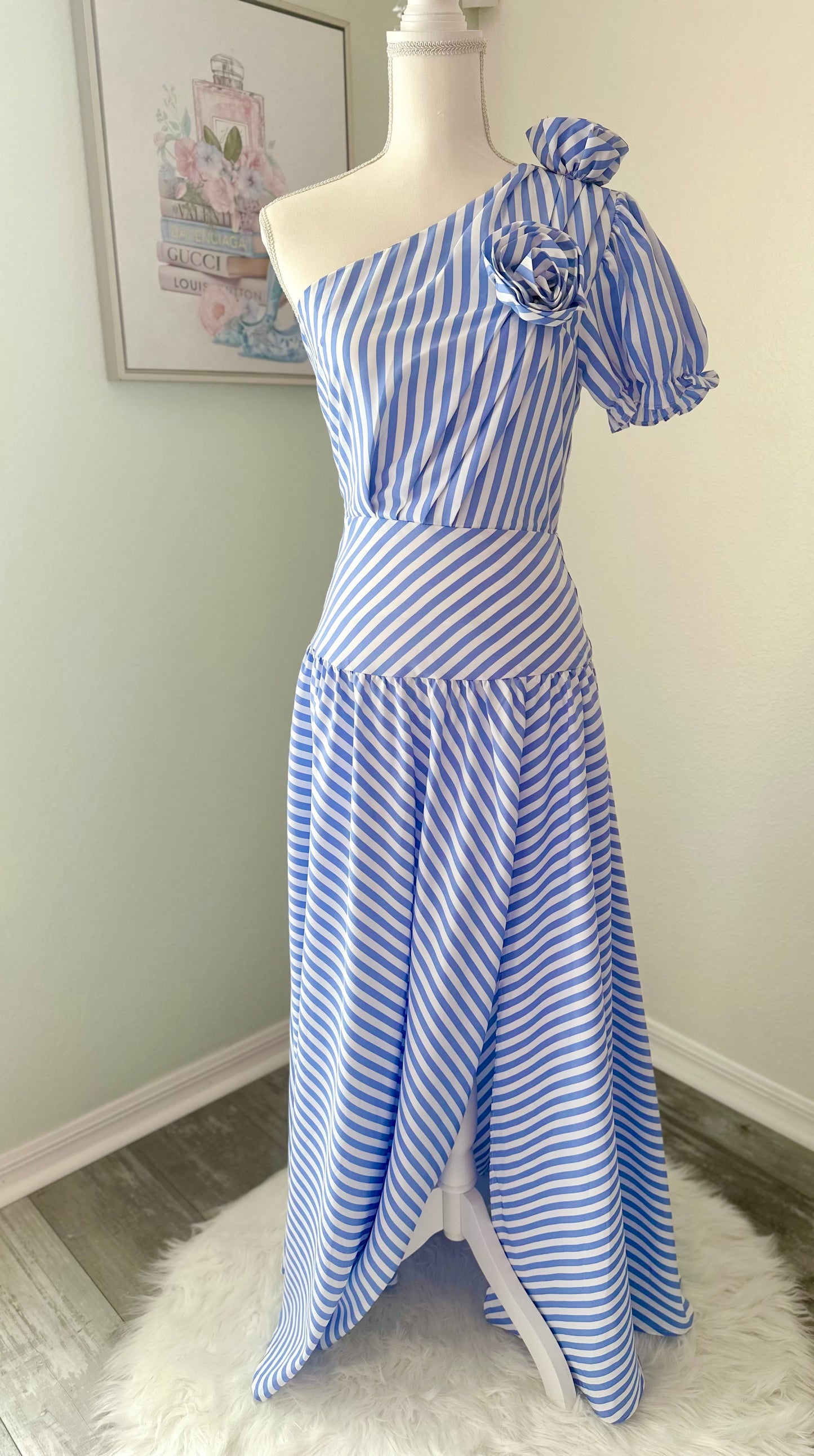 Stripe Print One Shoulder Maxi Dress