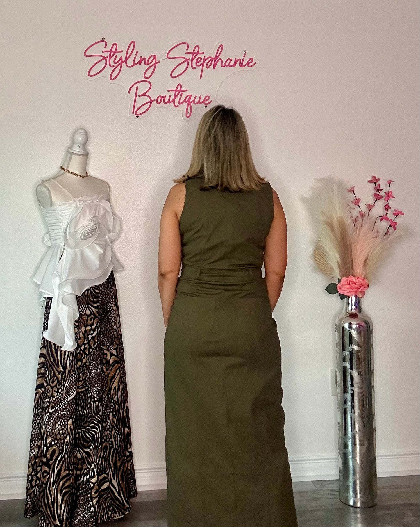 Sleeveless Cargo Maxi Dress